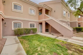 Photo #1: 2374203 Listing