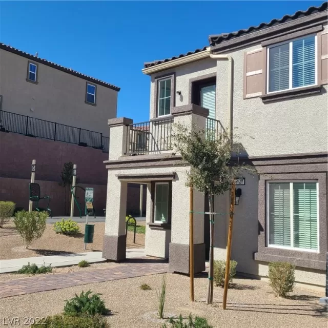 MLS: 2374215 Condo For Sale