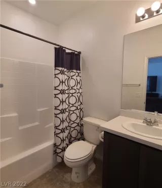 Photo #6: 2374215 Listing