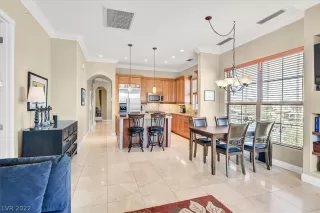 Photo #5: 2374219 Listing 