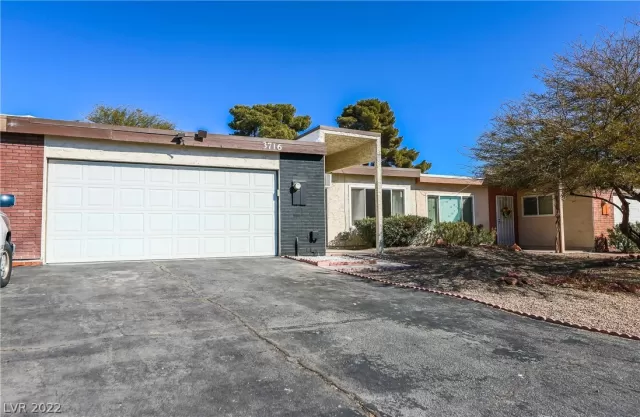 MLS: 2374220 Condo For Sale