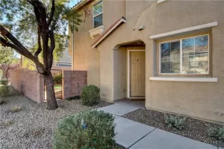 Photo #2: 2374225 Listing