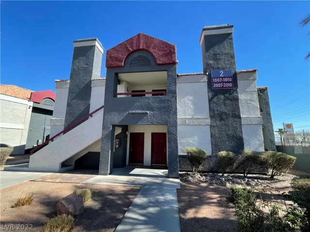 MLS: 2374230 Condo For Sale