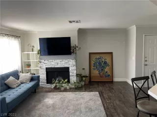 Photo #6: 2374230 Listing 