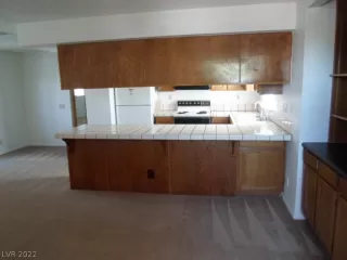 Photo #1: 2374245 Listing