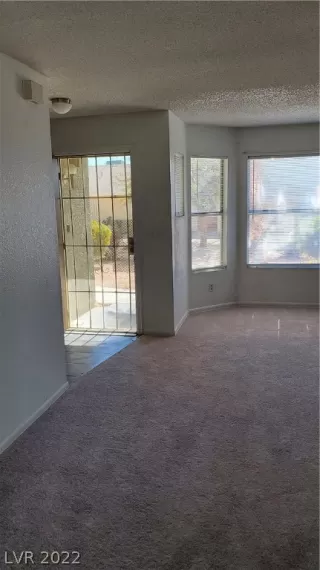 Photo #3: 2374267 Listing 