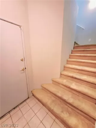 Photo #4: 2374279 Listing