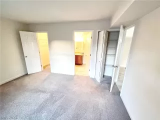 Photo #5: 2374304 Listing 
