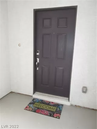Photo #2: 2374355 Listing