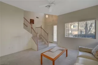 Photo #3: 2374356 Listing