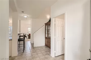 Photo #2: 2374365 Listing 