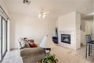 Photo #3: 2374365 Listing 