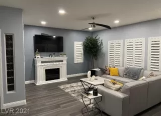 Photo #1: 2374373 Listing 