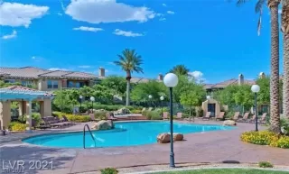 Photo #2: 2374373 Listing 