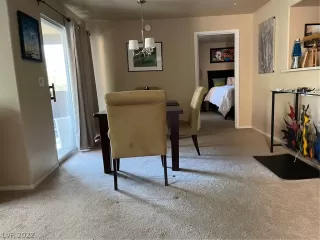 Photo #5: 2374389 Listing