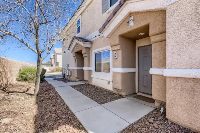 MLS: 2374393 Condo For Sale