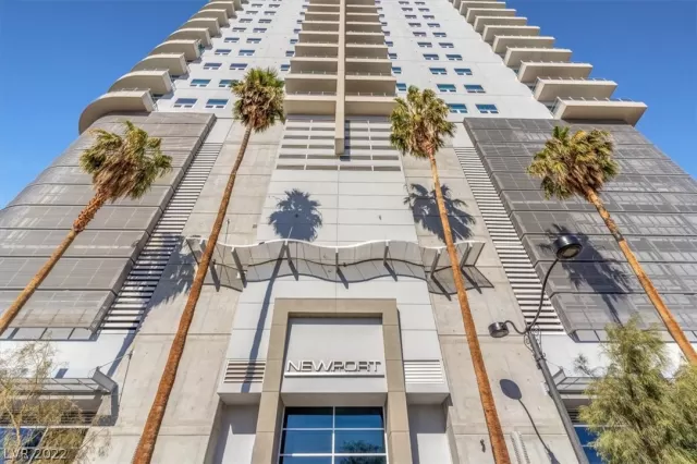 MLS: 2374396 Condo For Sale