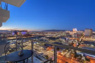 Photo #1: 2374396 Listing