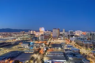 Photo #2: 2374396 Listing