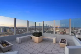 Photo #6: 2374396 Listing