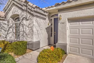 Photo #4: 2374397 Listing