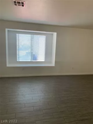 Photo #6: 2374400 Listing 