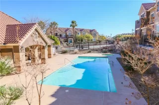 Photo #1: 2374425 Listing