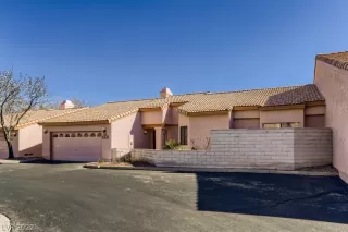 Photo #1: 2374434 Listing