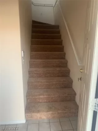 Photo #2: 2374445 Listing 