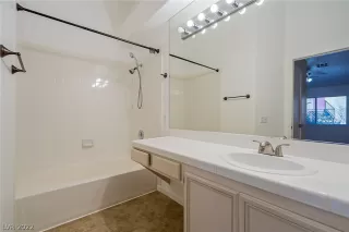 Photo #3: 2374488 Listing 