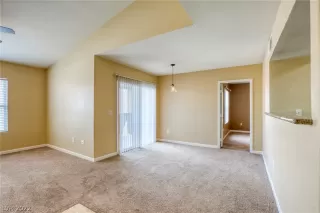 Photo #4: 2374527 Listing