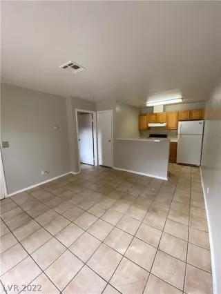 Photo #1: 2374559 Listing 