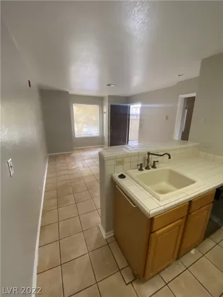 Photo #4: 2374559 Listing 