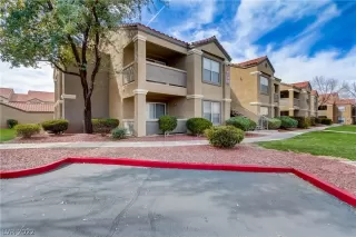 Photo #1: 2374564 Listing