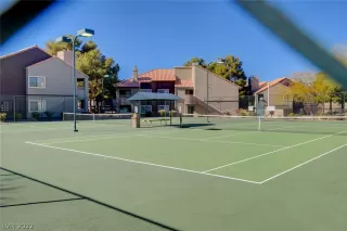 Photo #3: 2374574 Listing 