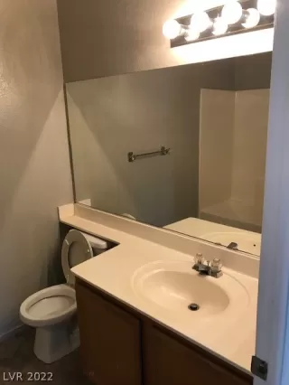 Photo #5: 2374583 Listing 