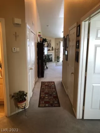 Photo #1: 2374597 Listing 