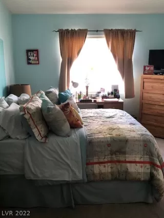 Photo #4: 2374597 Listing 