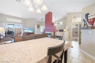 Photo #5: 2374599 Listing 