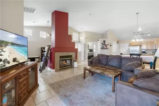 Photo #6: 2374599 Listing 