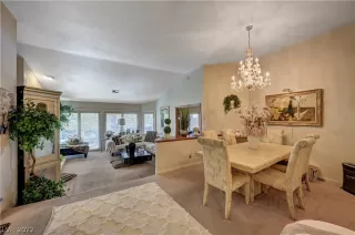 Photo #1: 2374624 Listing