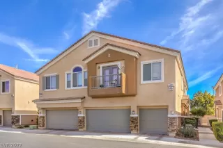 Photo #1: 2374633 Listing