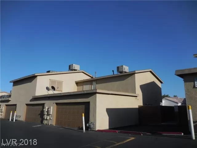 MLS: 2374640 Condo For Sale