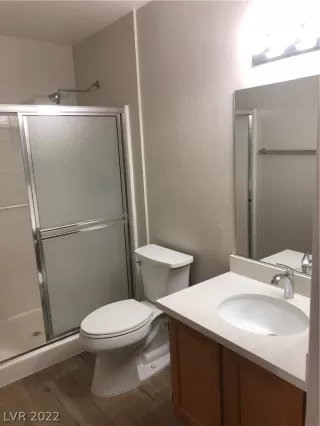 Photo #6: 2374658 Listing 