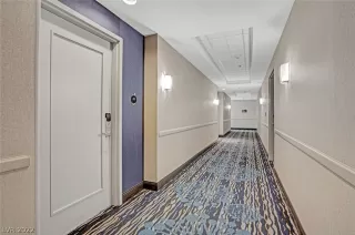 Photo #4: 2374690 Listing