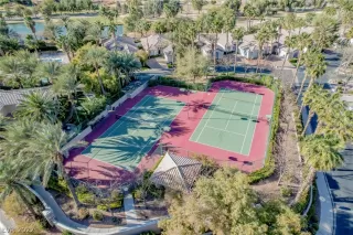 Photo #6: 2374695 Listing