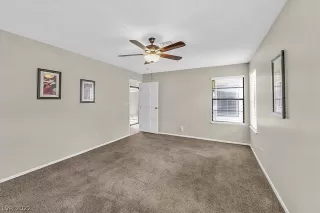 Photo #6: 2374719 Listing