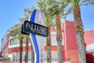 Photo #1: 2374755 Listing 