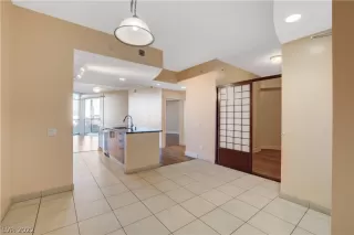 Photo #5: 2374755 Listing 