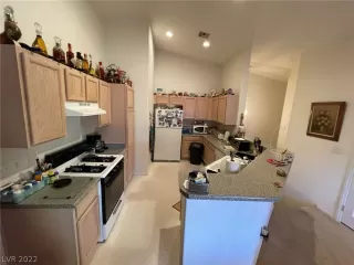 Photo #2: 2374768 Listing